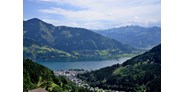 Hundehotel - PLZ 5630 (Österreich) - Aussicht vom Hotel auf den Zeller See und die umliegenden Berge  - Berghotel Jaga Alm 