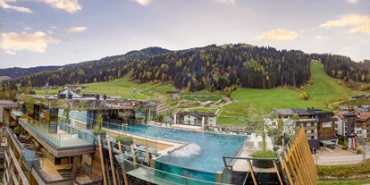 Hundehotel - Pools: Infinity Pool - Salzburger Hof Leogang