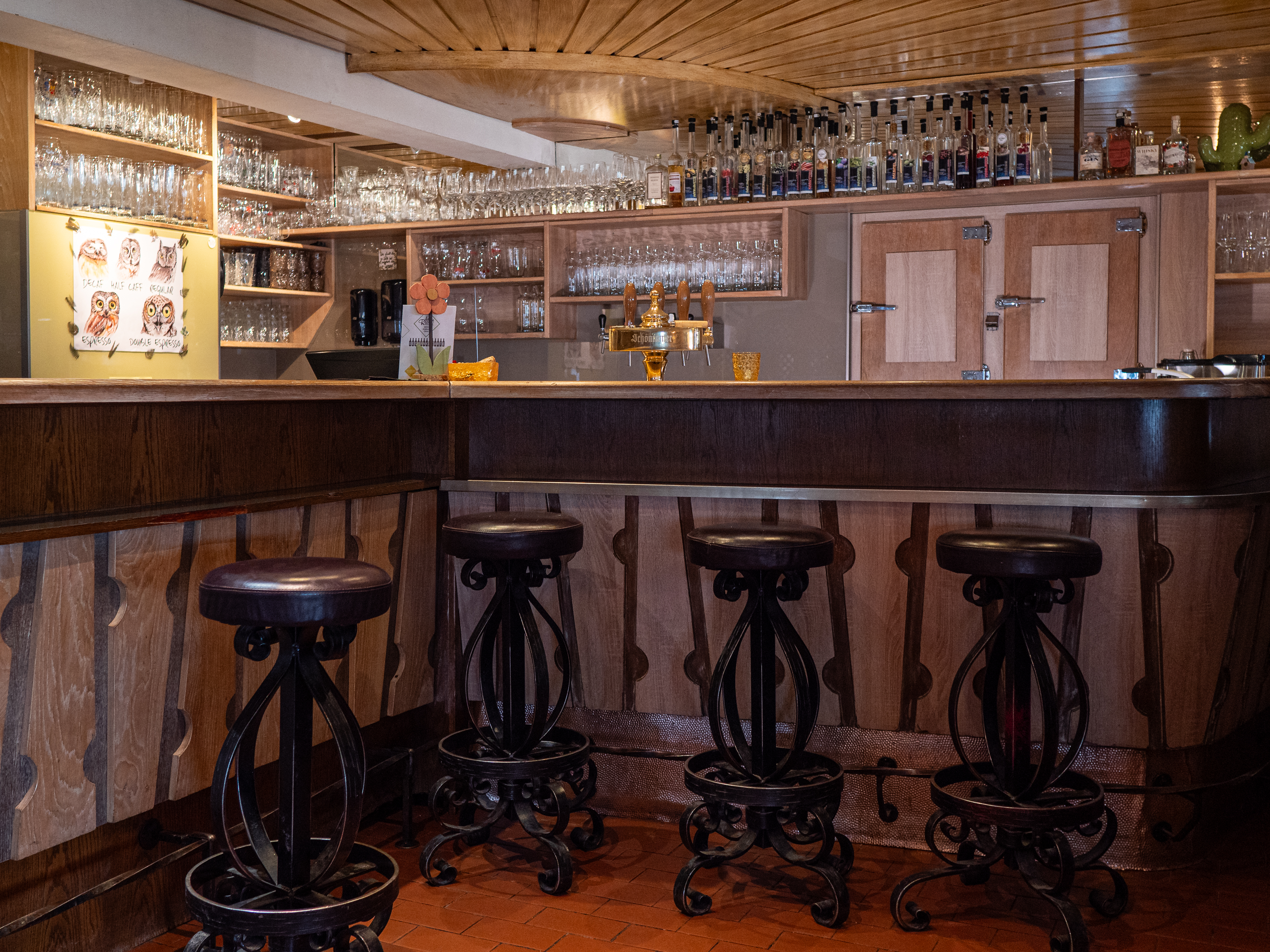 Hundehotel - Verpflegung: Frühstück - Hausruck - Bar im Restaurant - Hotel-Gasthof Am Riedl GmbH