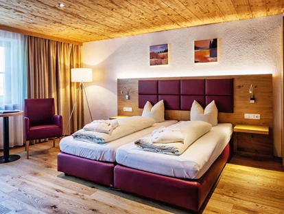 Hundehotel - Pools: Schwimmteich - Sonnasita Suite - Natur.Genuss.Hotel - Sonnasita