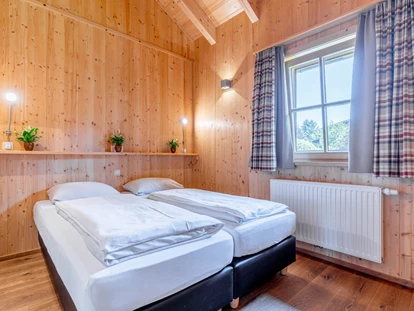 Hundehotel - WLAN - Berchtesgaden - Schlafzimmer - Chaletdorf ZellerSee