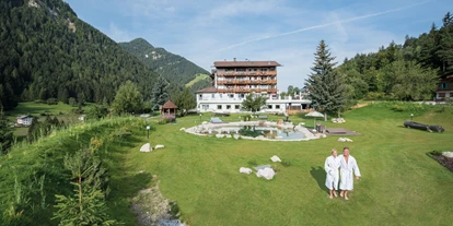 Hundehotel - Pools: Schwimmteich - Diamant Spa Resort