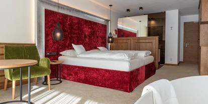 Hundehotel - Pools: Schwimmteich - Diamant Spa Resort