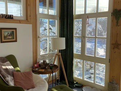 Hundehotel - Pools: Schwimmteich - Eine Kuschelecke, hier kannst du Bücher lesen und träumen. - Naturforsthaus