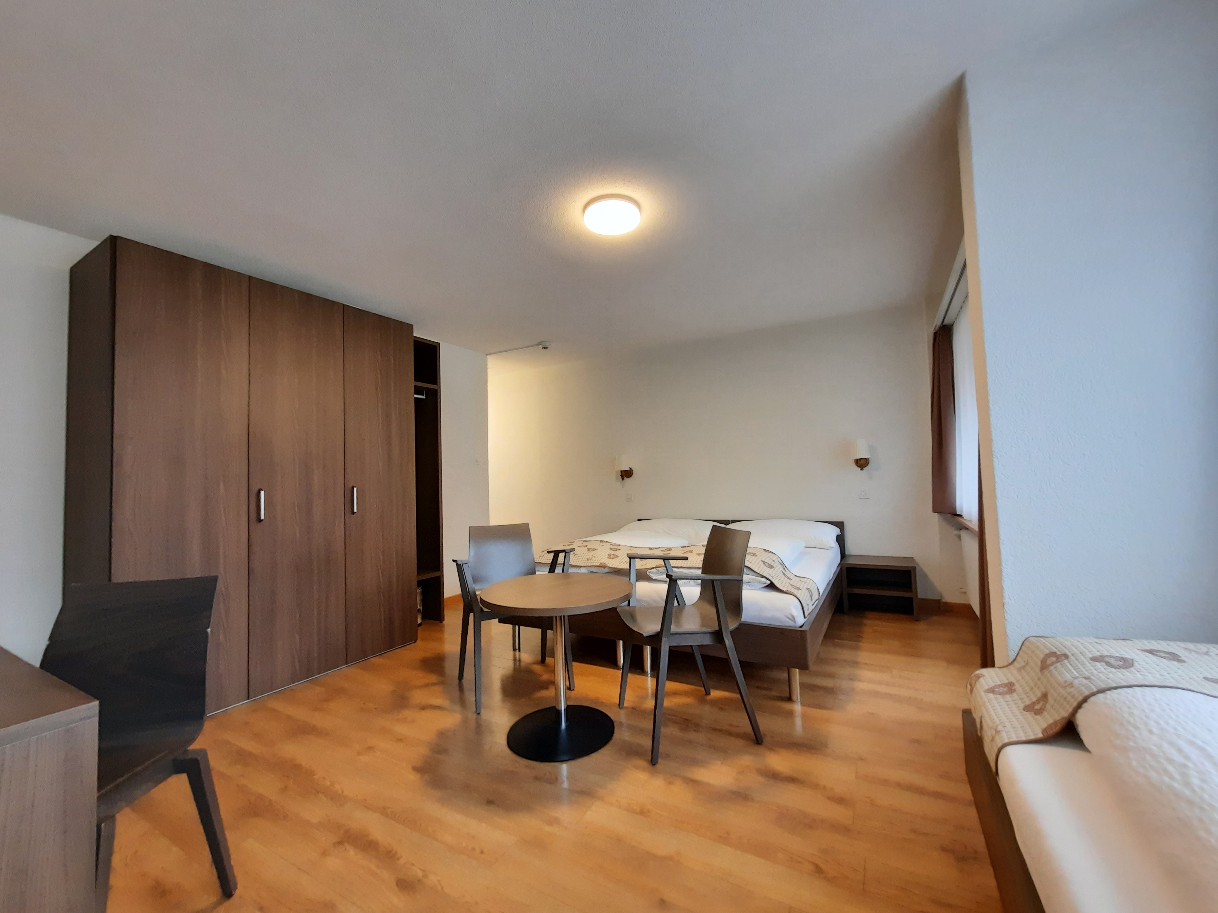 Hotel Crystal AG Zimmerkategorien Dreibettzimmer Standard