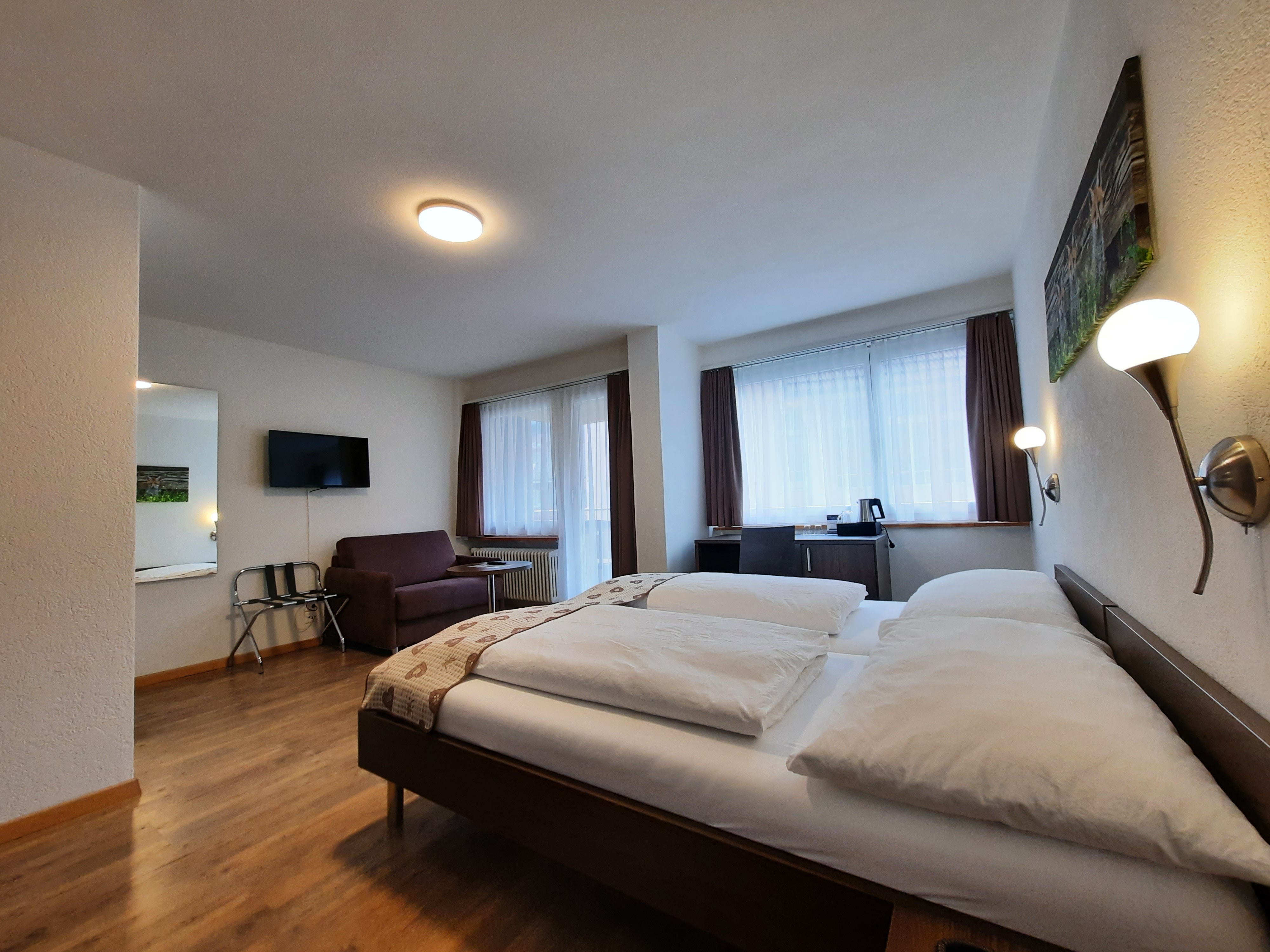 Hundehotel - Klassifizierung: 3 Sterne - Berner Oberland - Hotel Crystal AG