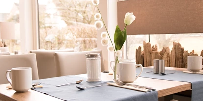 Hundehotel - Verpflegung: Frühstück - Tönning - Frühstück im sonnendurchfluteten Frühstücksraum. - Das Frühstückshotel Büsum