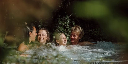 Hundehotel - Pools: Schwimmteich - The RESI Apartments "mit Mehrwert"