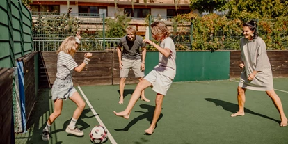 Hundehotel - Pools: Schwimmteich - The RESI Apartments "mit Mehrwert"