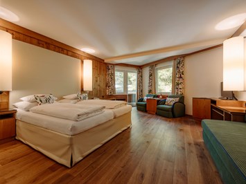 Gartenhotel Theresia****S - DAS "Grüne" Paradies für Zwei-& Vierbeiner Zimmerkategorien Doppelzimmer Typ large A