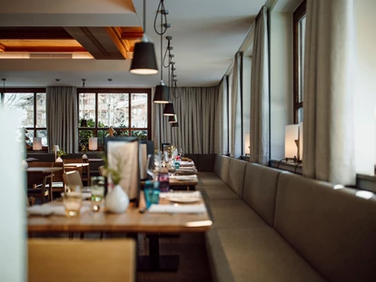Hundehotel - Pools: Schwimmteich - Familien- & Gartenhotel Theresia****S