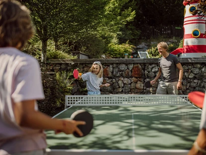 Hundehotel - Pools: Schwimmteich - Familien- & Gartenhotel Theresia****S