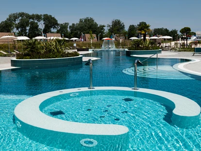 Hundehotel - Pools: Außenpool nicht beheizt - Friaul-Julisch Venetien - Poolanlage - Marina Azzurra Resort