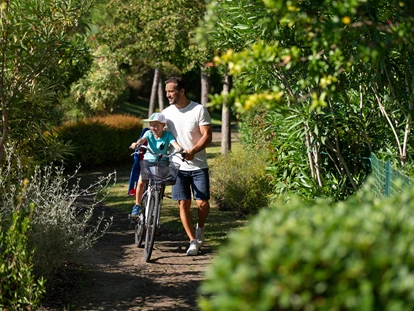 Hundehotel - Pools: Außenpool nicht beheizt - Friaul-Julisch Venetien - Green Village Resort