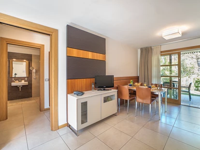 Hundehotel - Pools: Außenpool nicht beheizt - Friaul-Julisch Venetien - Green Village Resort