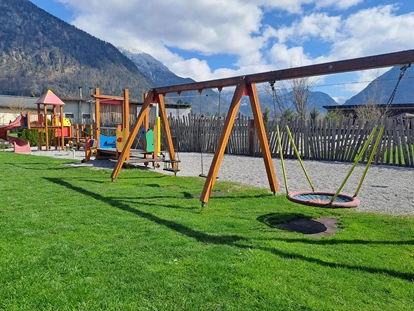 Hundehotel - Pools: Schwimmteich - Spielplatz - Familien und Vitalhotel Mühlpointhof ***S