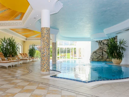 Hundehotel - Doggies: 3 Doggies - Panoramabad - Sonnenhotel Adler Nature Spa Adults only