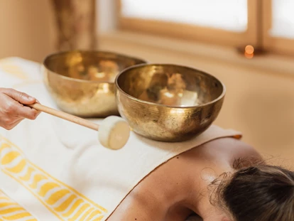 Hundehotel - Doggies: 3 Doggies - Tolles Massageangebot im Adler - Sonnenhotel Adler Nature Spa Adults only