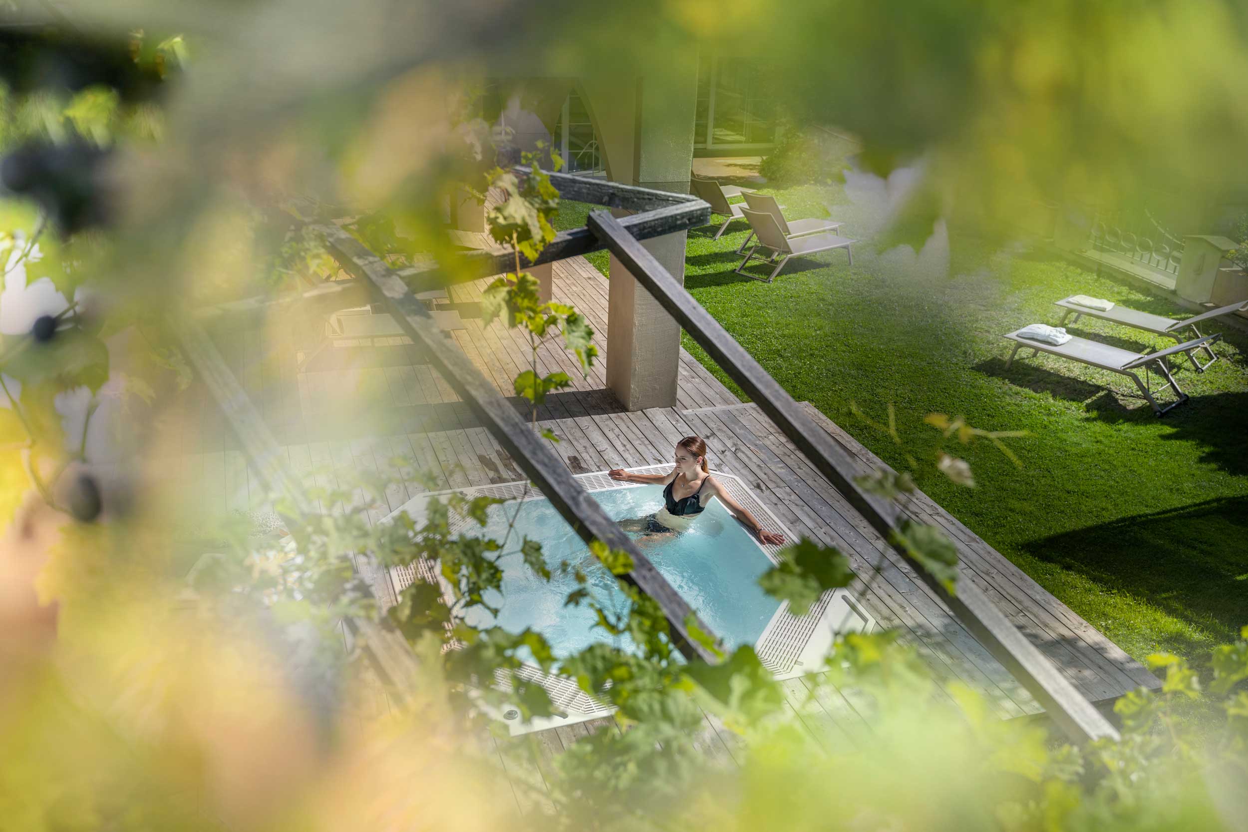 Urlaub-mit-Hund: Externer beheizter Whirlpoos - Sonnenhotel Adler Nature Spa Adults only - Wasser | Wellness