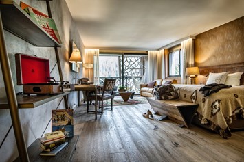 Urlaub-mit-Hund: Panorama Junior Suite - Valsana Hotel Arosa