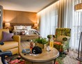 Urlaub-mit-Hund: Corner Junior Suite - Valsana Hotel Arosa