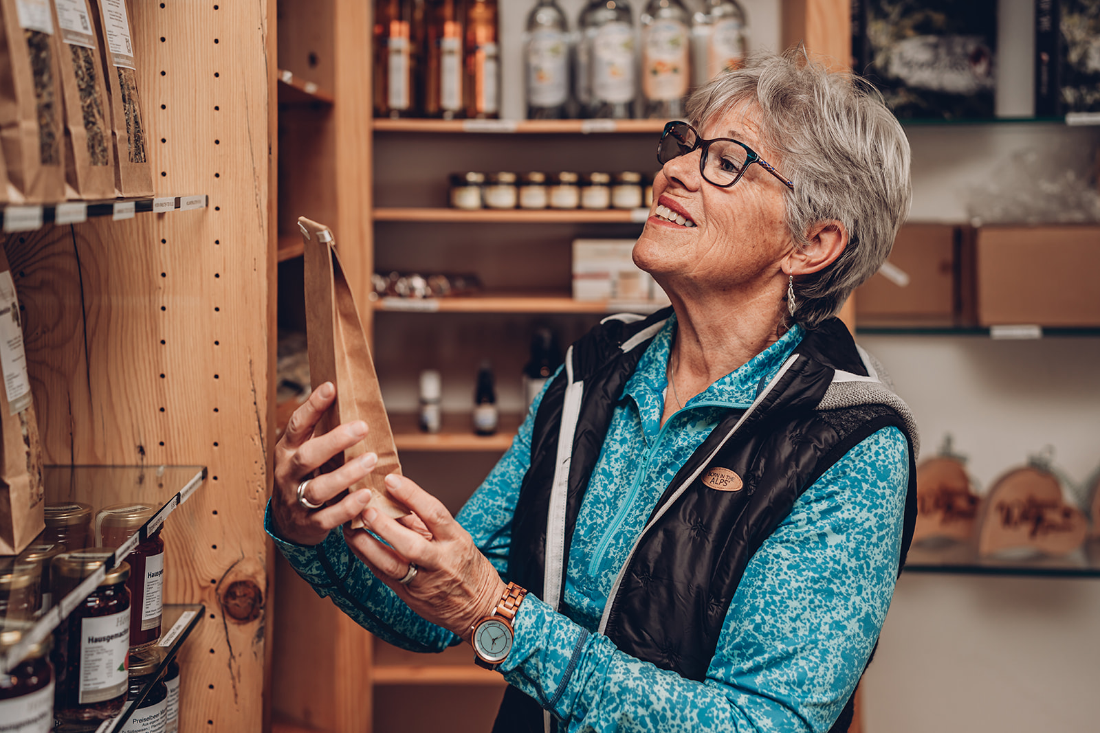 Urlaub-mit-Hund: Kräutershop  - Alpengasthof Hörnlepass - Haus | Umgebung