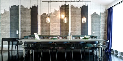 Hundehotel - Berlin - Penthouse 2
Bis 4 Personen
180 m2
Badewanne
Regenwalddusche - Gorki Apartments