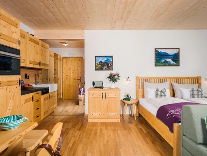 Hundehotel - Pools: Schwimmteich - Studio Tuba - Narzissendorf Zloam