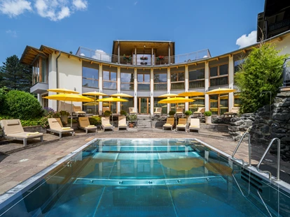 Hundehotel - Trink-/Fressnapf: an der Rezeption - Ossiach - Wellnessbereich - Naturhotel Ortners Eschenhof
