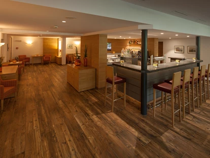 Hundehotel - Doggies: 3 Doggies - Die Bar - Hotel Zimba Gmbh + CoKG