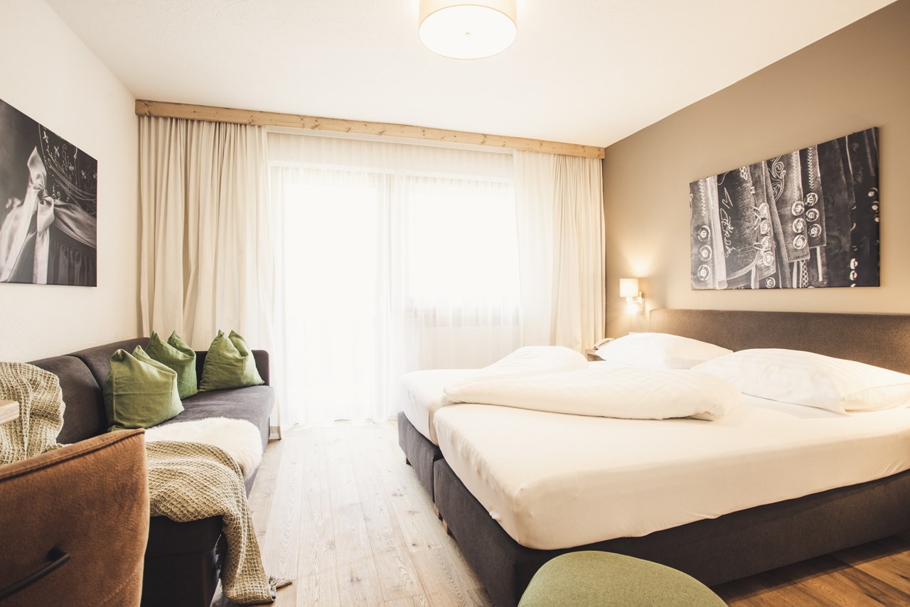 Hotel Johanna mitten im Ötztal Zimmerkategorien Landhaus - Doppelzimmer 3.0