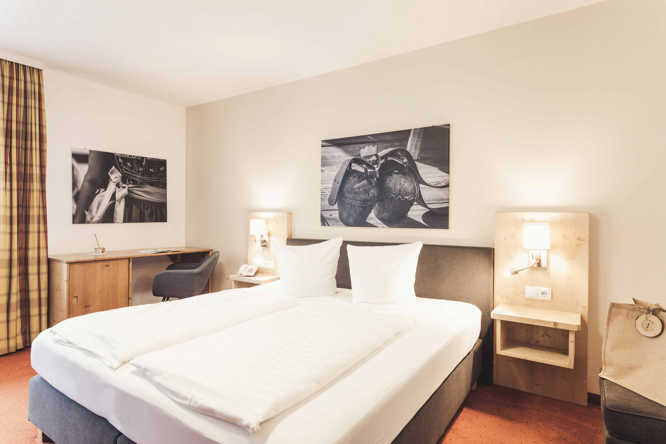 Hotel Johanna mitten im Ötztal Zimmerkategorien Landhaus - Doppelzimmer 2.0