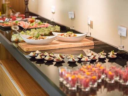 Hundehotel - Unterkunftsart: Hotel - Baden (Baden) - Buffet - Hotel Krainerhütte