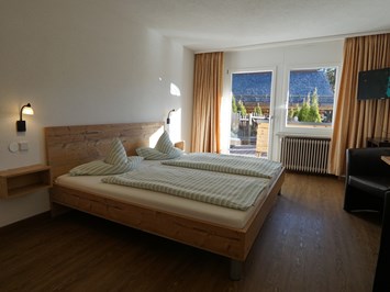 Hotel Tyrol Mösern Zimmerkategorien Doppelzimmer "Seefeld Garten"