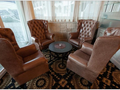 Hundehotel - Feldthurns - Lounge - DAS FINKENNEST "Panorama Familyhotel & SPA"