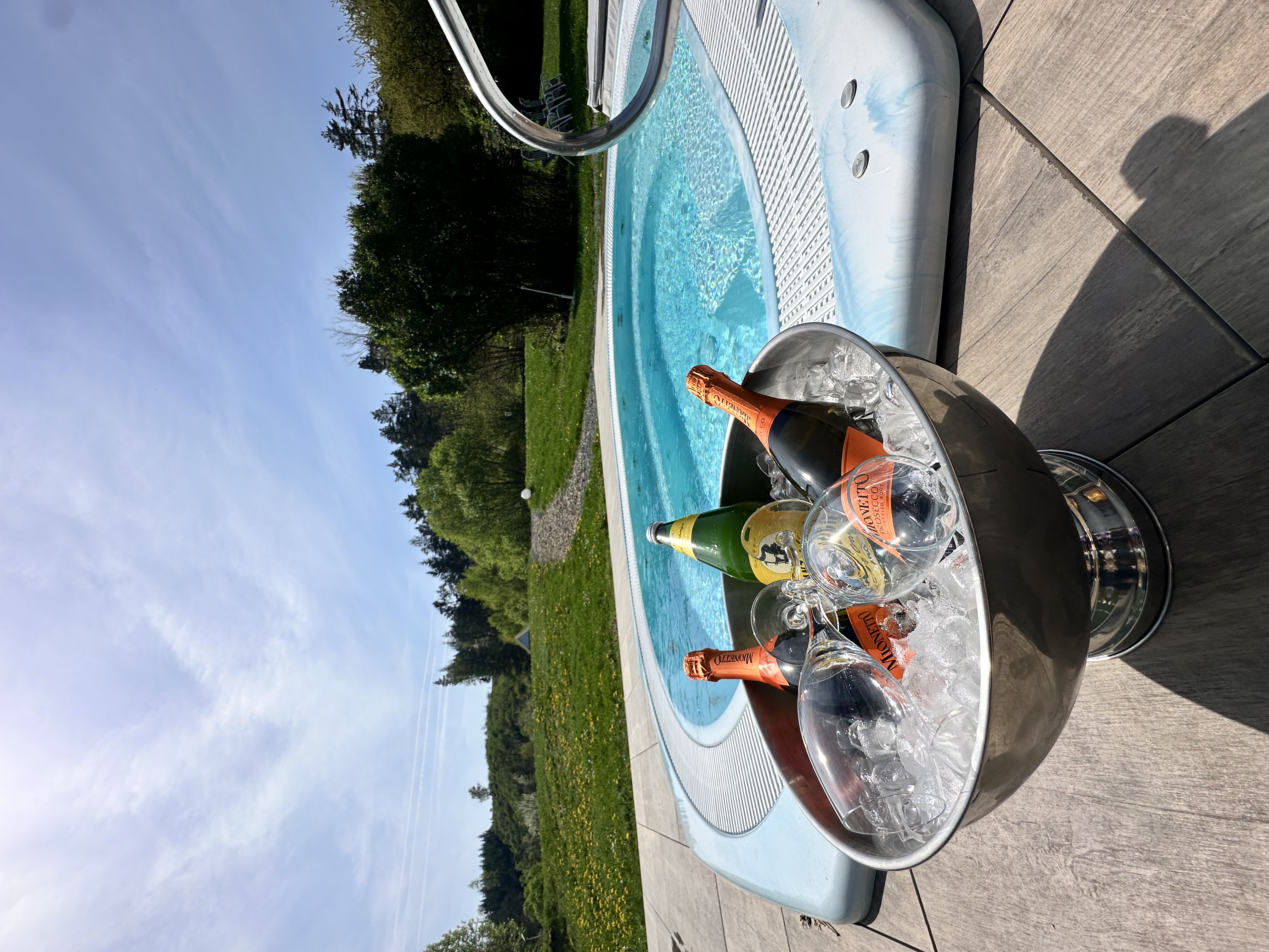 Urlaub-mit-Hund: Außen-Whirlpool - Hotel-Restaurant Liebnitzmühle