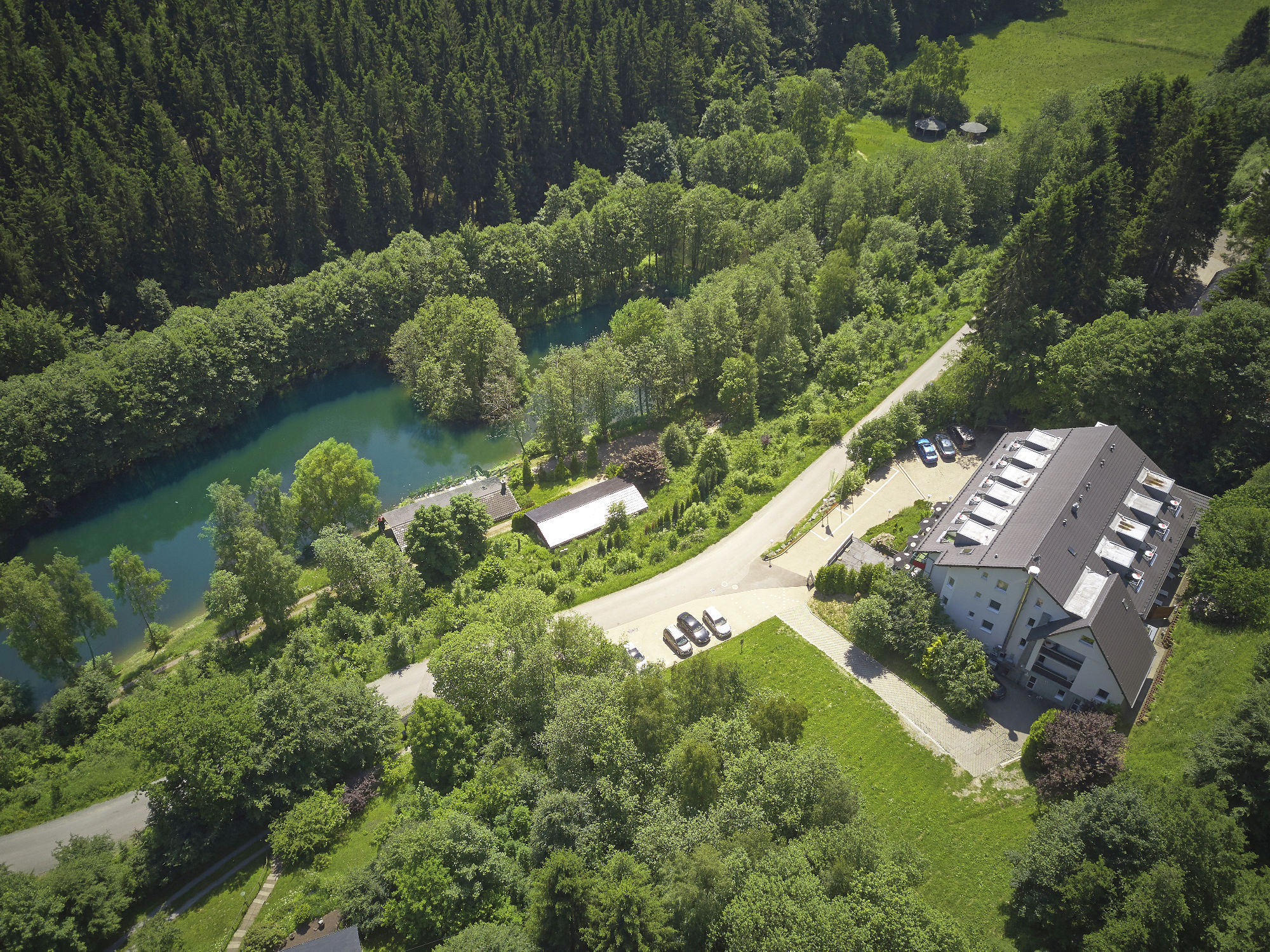 Hundehotel - Hessen - Waldhaus am See