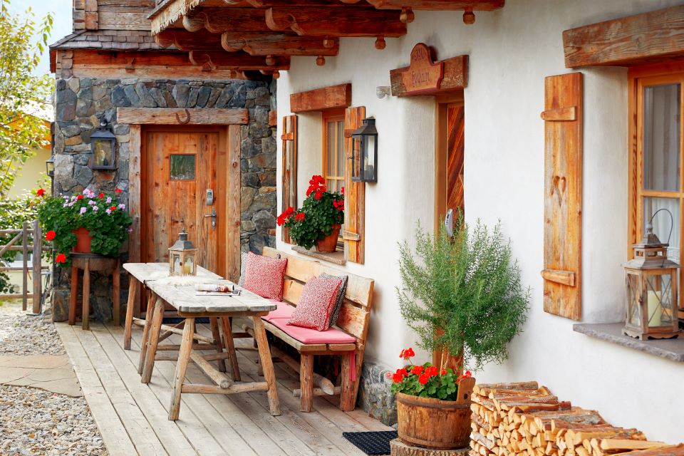 Urlaub-mit-Hund: Sonnenterrasse - Almdorf Flachau - Haus | Umgebung