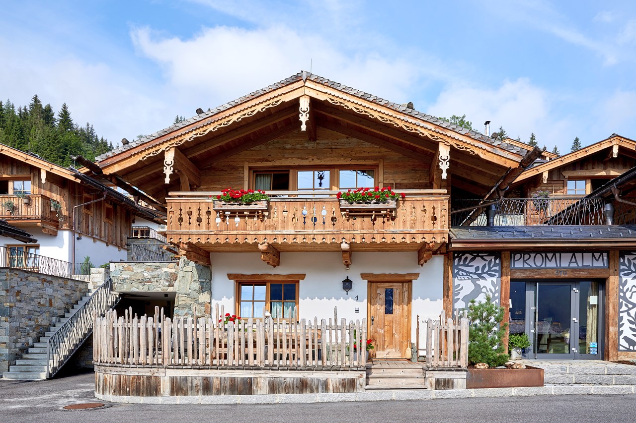 Promi Alm Flachau Zimmerkategorien Chalet für 4-6 Personen