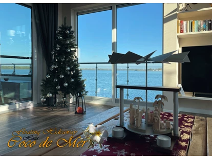 Hundehotel - Schwerpunkt: Städtetrips - Fischland - Salon in der Adventszeit - living room during advent - Coco de Mer