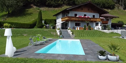 Hundehotel - Grundstück eingezäunt - Großarl - Haus mit Pool - Unterbleiwanghof