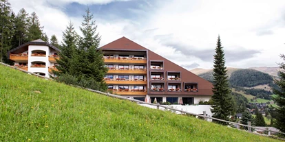 Hundehotel - Doggies: 3 Doggies - Das Hotel St. Oswald
 - Hotel St. Oswald