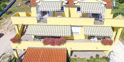 Hundehotel - Sitzplatz im Garten - Zadar - Šibenik - antonio šarić