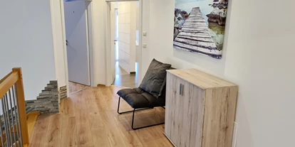 Hundehotel - Grill - Erkrath - Flur Obergeschoss - Monteur- und Ferienwohnung Gästehaus Rhein-Main Ferienwohnung
