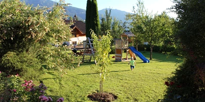 Hundehotel - Tauplitz - Appartement Blick-Hauserkaibling - privater Gartenbereich mit Griller und Gartenmöbel -  komplett eingezäunt  - Appartement Mama