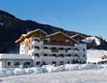 Urlaub-mit-Hund: Hotel Winter - Hotel Bergkristall