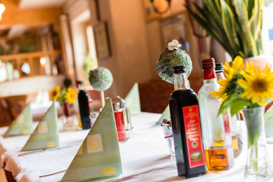 Urlaub-mit-Hund: Restaurant Pizzeria, gedeckter Tisch - Hotel Bergkristall