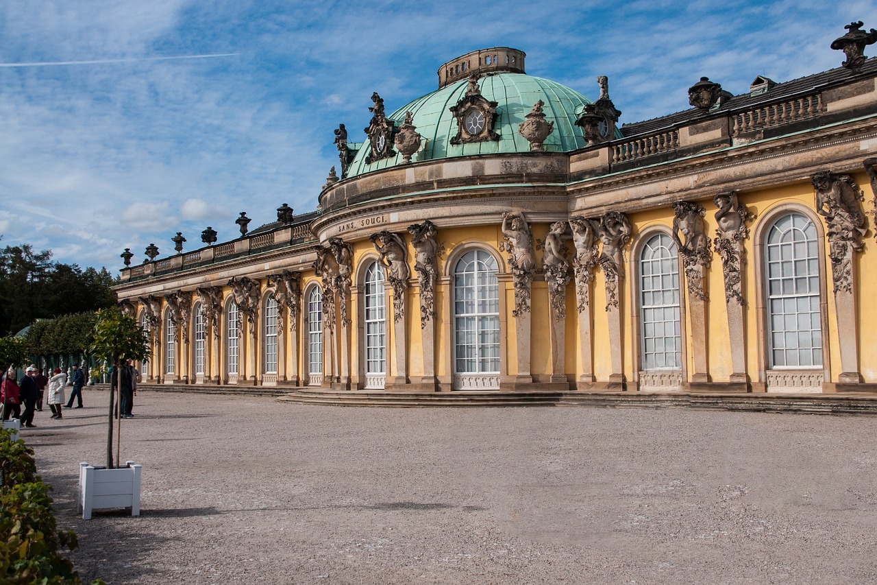 Ferienhaus mit Hund: Kaiserstadt Potsdam ist immer eine Reise wert -  Ferienhaus Bergheide Garden