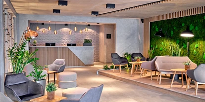 Hundehotel - WLAN - Berchtesgaden - Rezeption und Eingangsbereich - ever.grün KAPRUN