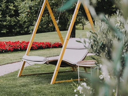 Hundehotel - Tauplitz - Weitläufige Gartenanlage und viele kleine Rückzugsorte für Sie und Ihren Hund - Hotel Gut Weissenhof ****S